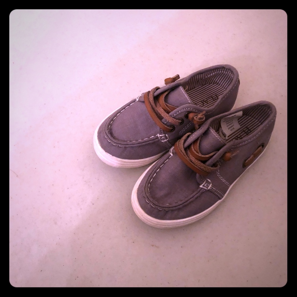 Toddler shoes